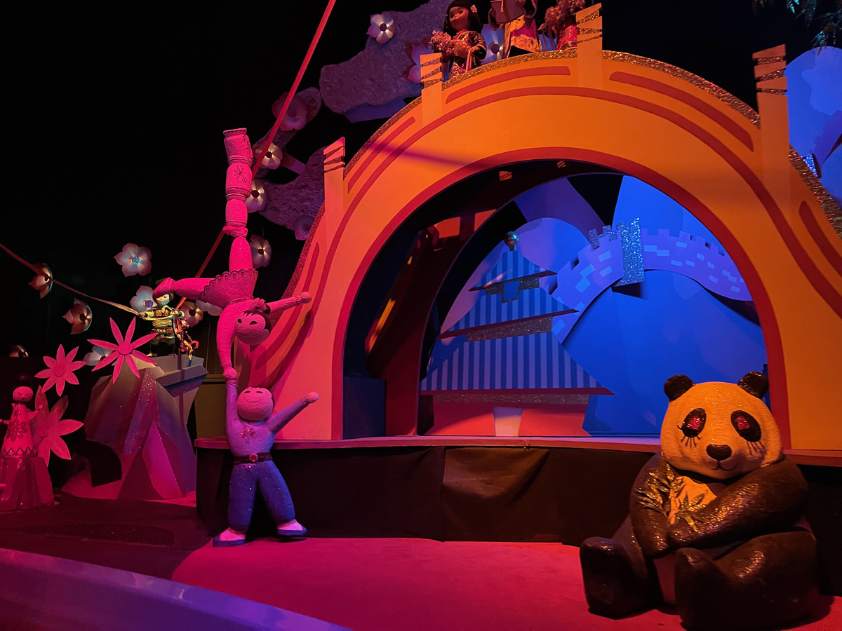 "it's a small world" Disneyland Park